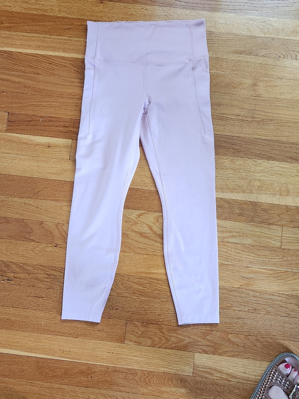 all in motion Light Pink High Rise 7/8 Length Dynamic Flex  Performance Leggings
